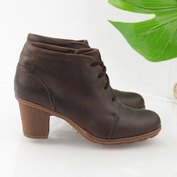 Clarks Womens Sashlin Sue Boot Size 6.5 Brown Leather Block Heel Lace Up Booties - Picture 7 of 11